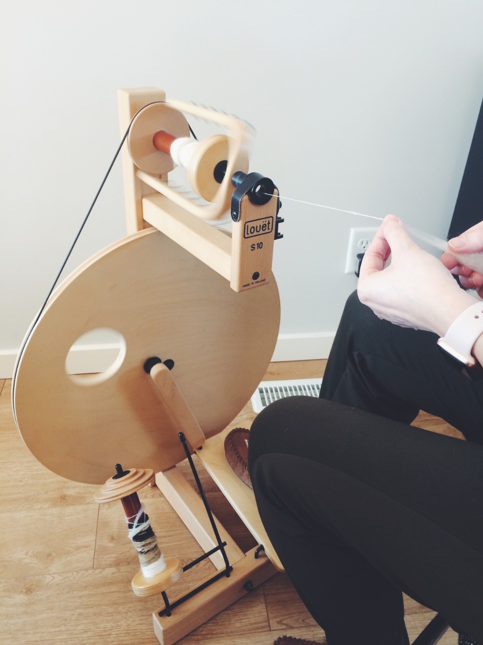 wool spinning wheel